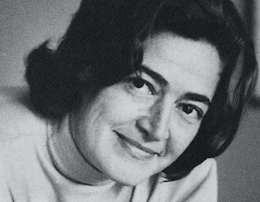 Photo of Phiz Mezey ’48